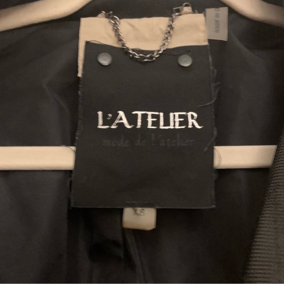 L’atelier nylon trench coat beige with black nylon lining worn once XS - Picture 3 of 13